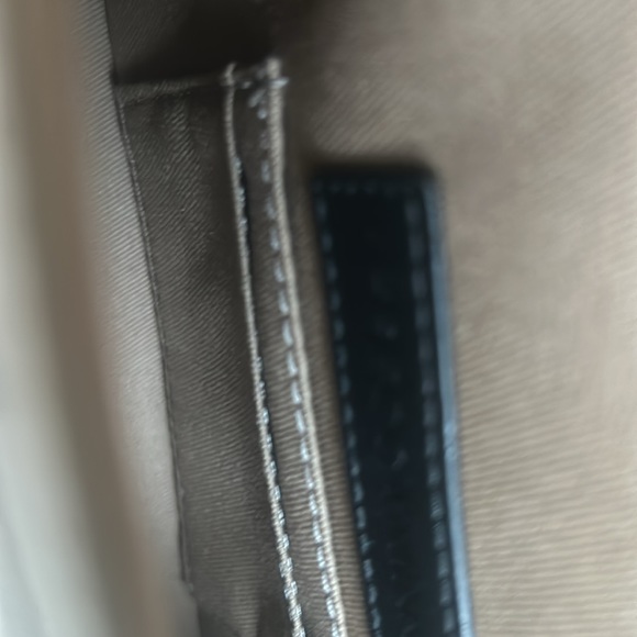 NWOT Rebecca Minkoff taupe leather crossbody. - Picture 6 of 9